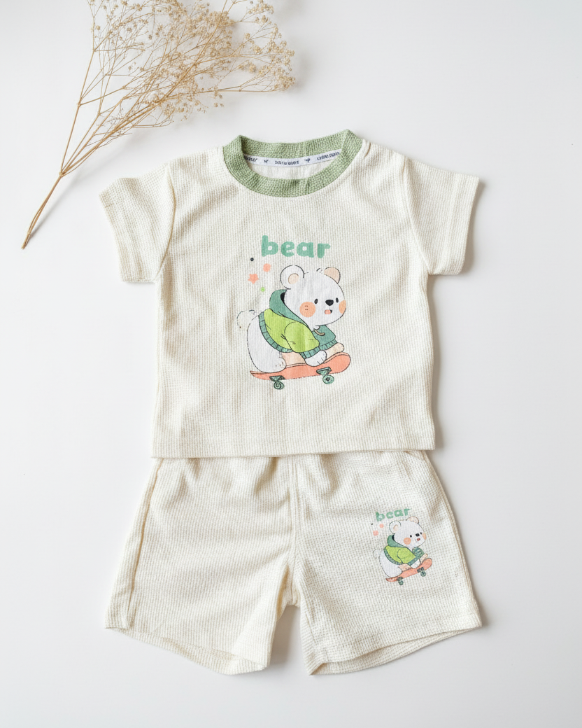 Children's set with bear design on a white background